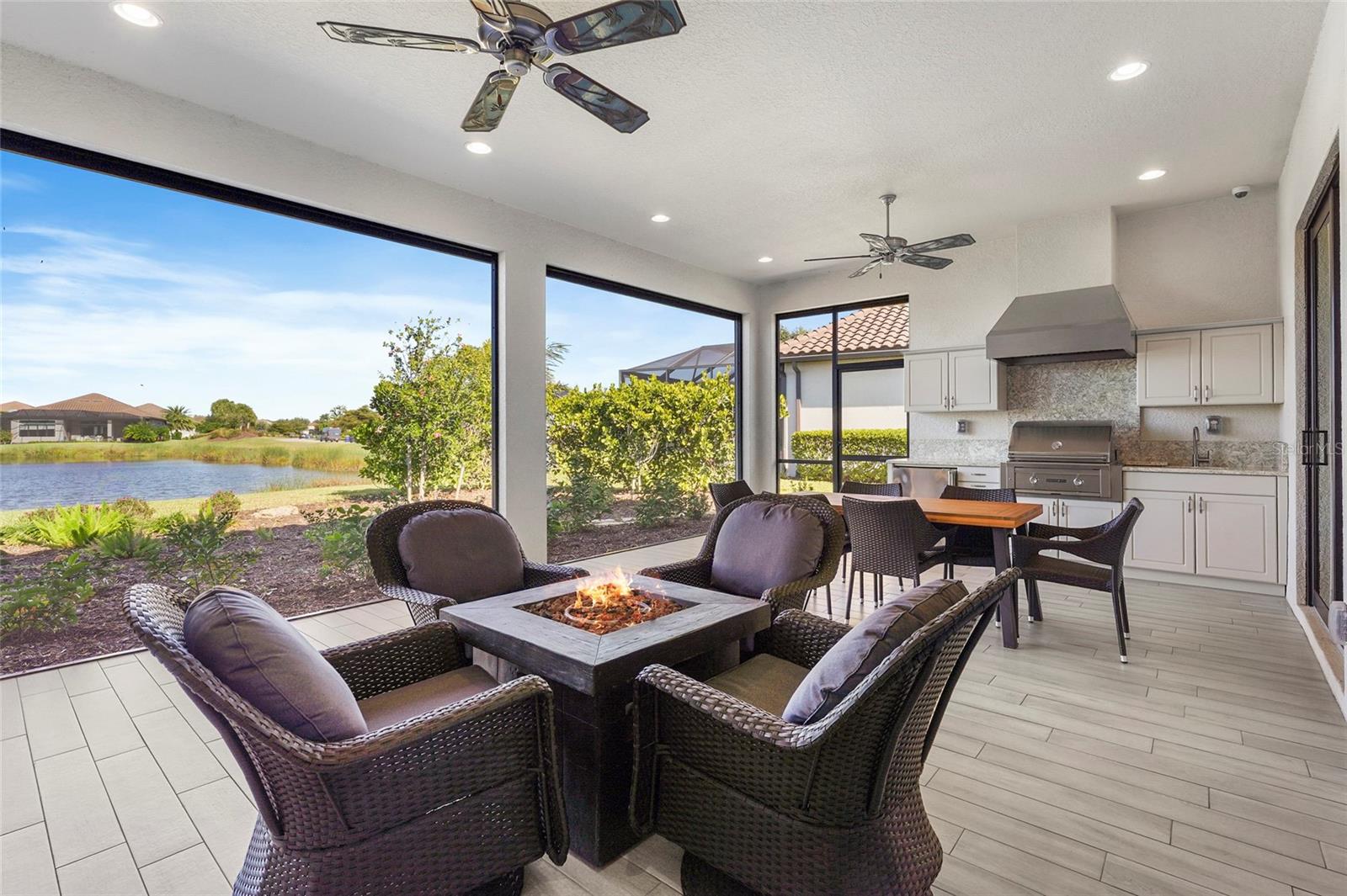 LEGACY ESTATES AT ESPLANADE ON PALMER RANCH - Residential