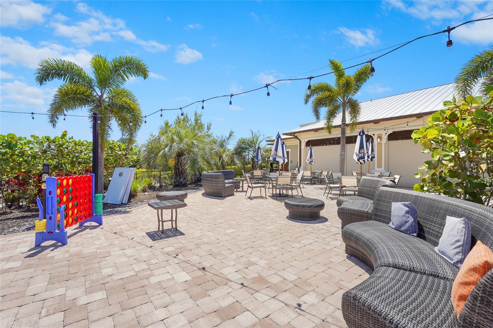 LEGACY ESTATES AT ESPLANADE ON PALMER RANCH - Residential