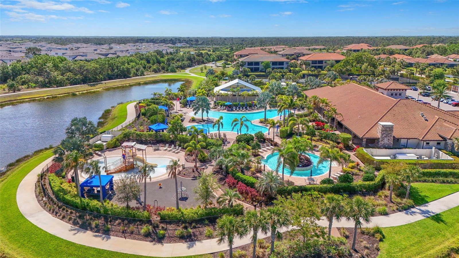 LEGACY ESTATES AT ESPLANADE ON PALMER RANCH - Residential