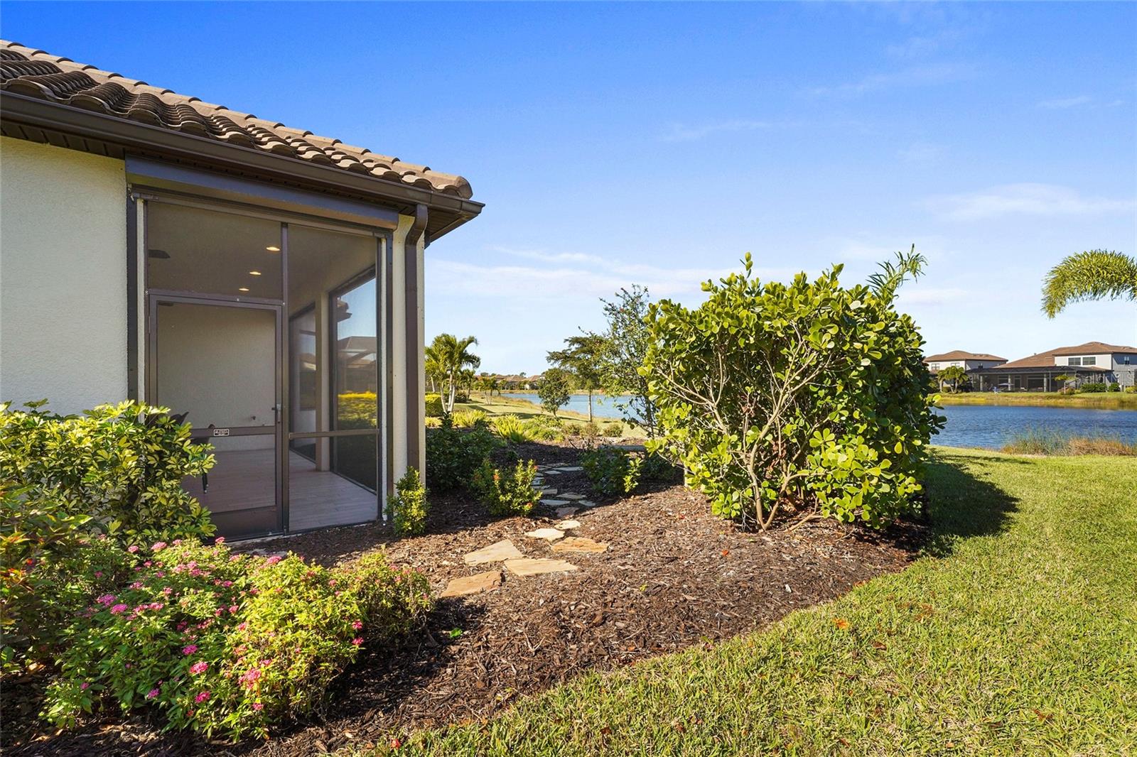 LEGACY ESTATES AT ESPLANADE ON PALMER RANCH - Residential