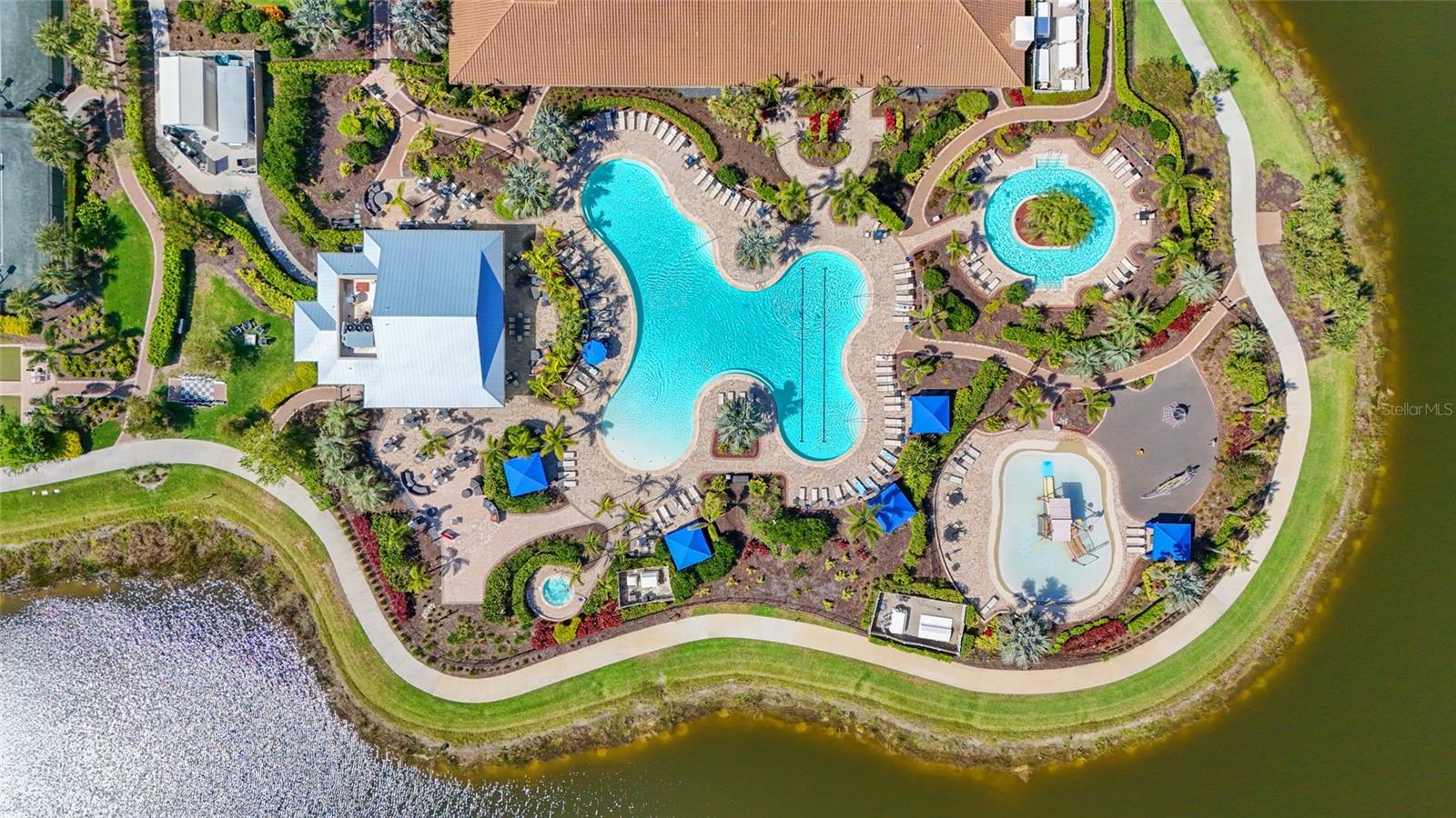 LEGACY ESTATES AT ESPLANADE ON PALMER RANCH - Residential