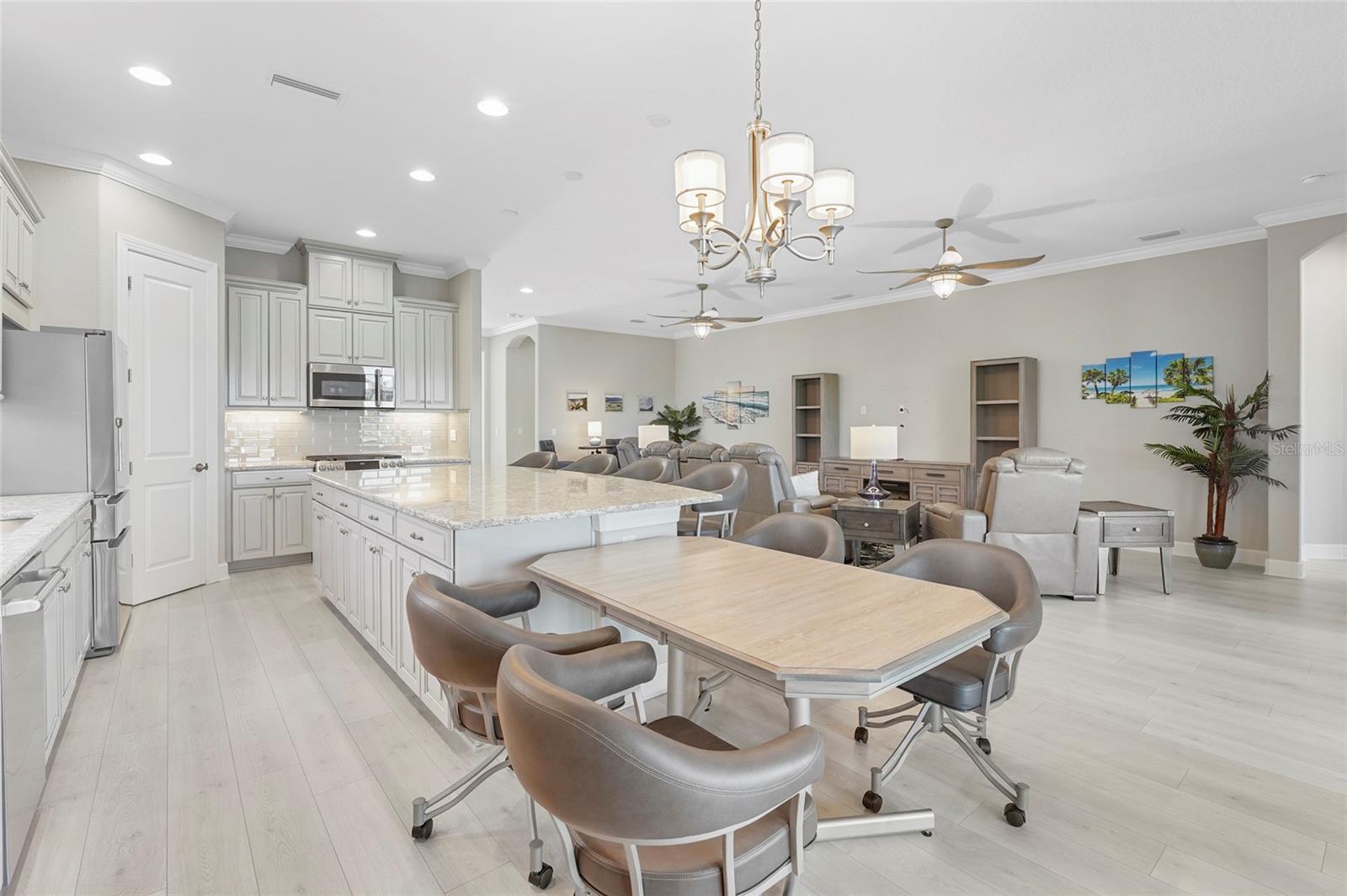 LEGACY ESTATES AT ESPLANADE ON PALMER RANCH - Residential