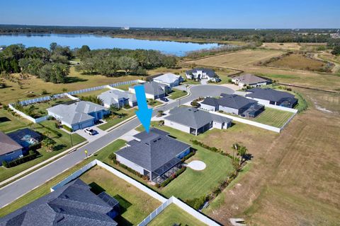 A home in LAKELAND