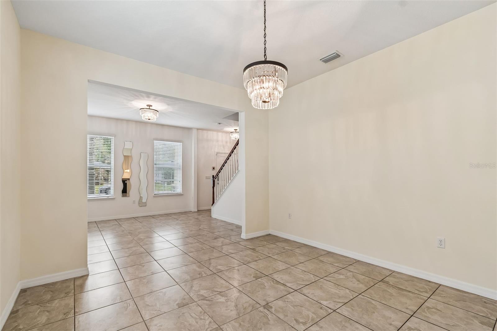 TEN OAKS - Residential