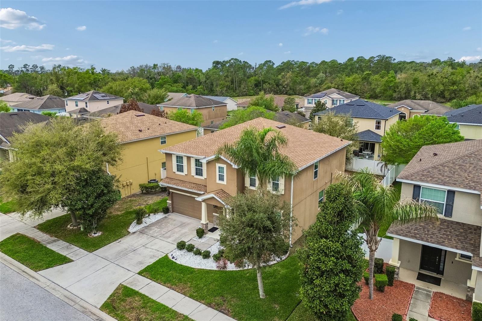 TEN OAKS - Residential