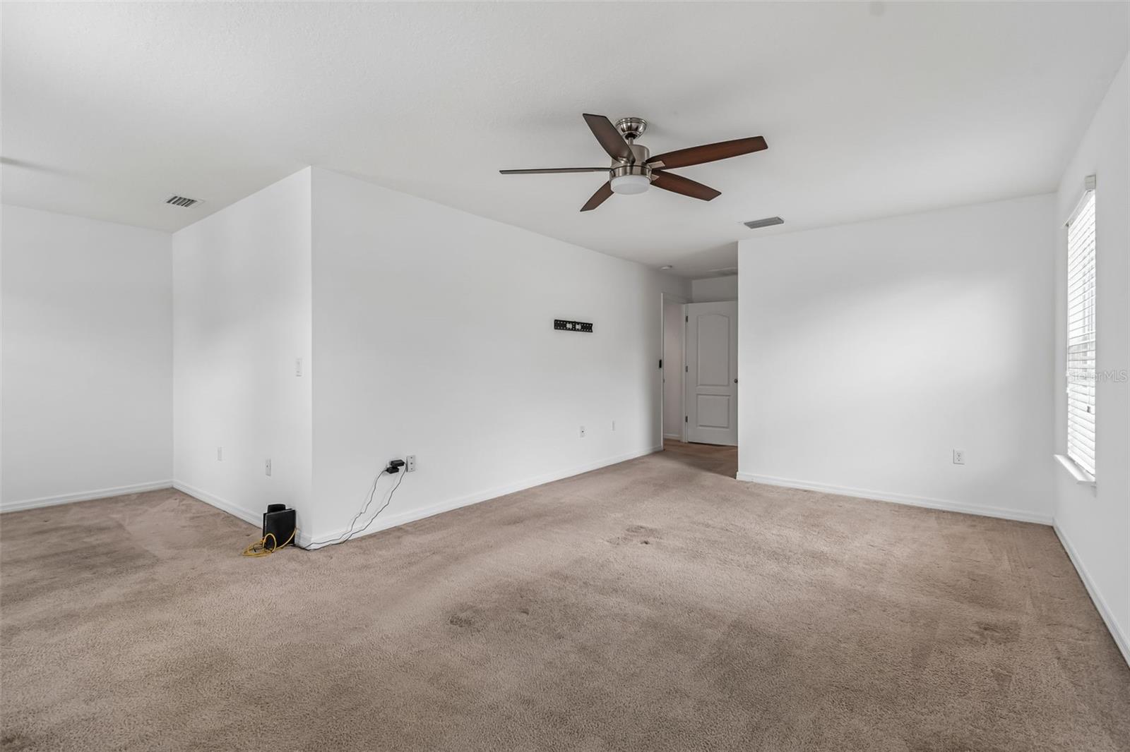 TEN OAKS - Residential