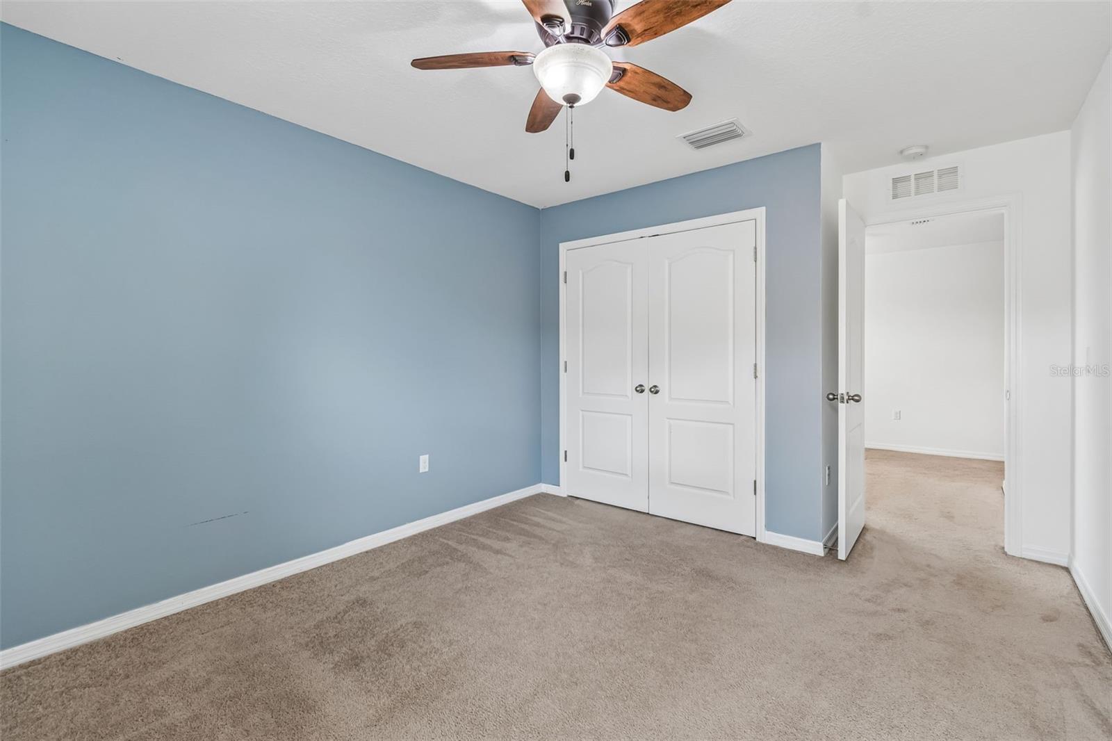 TEN OAKS - Residential