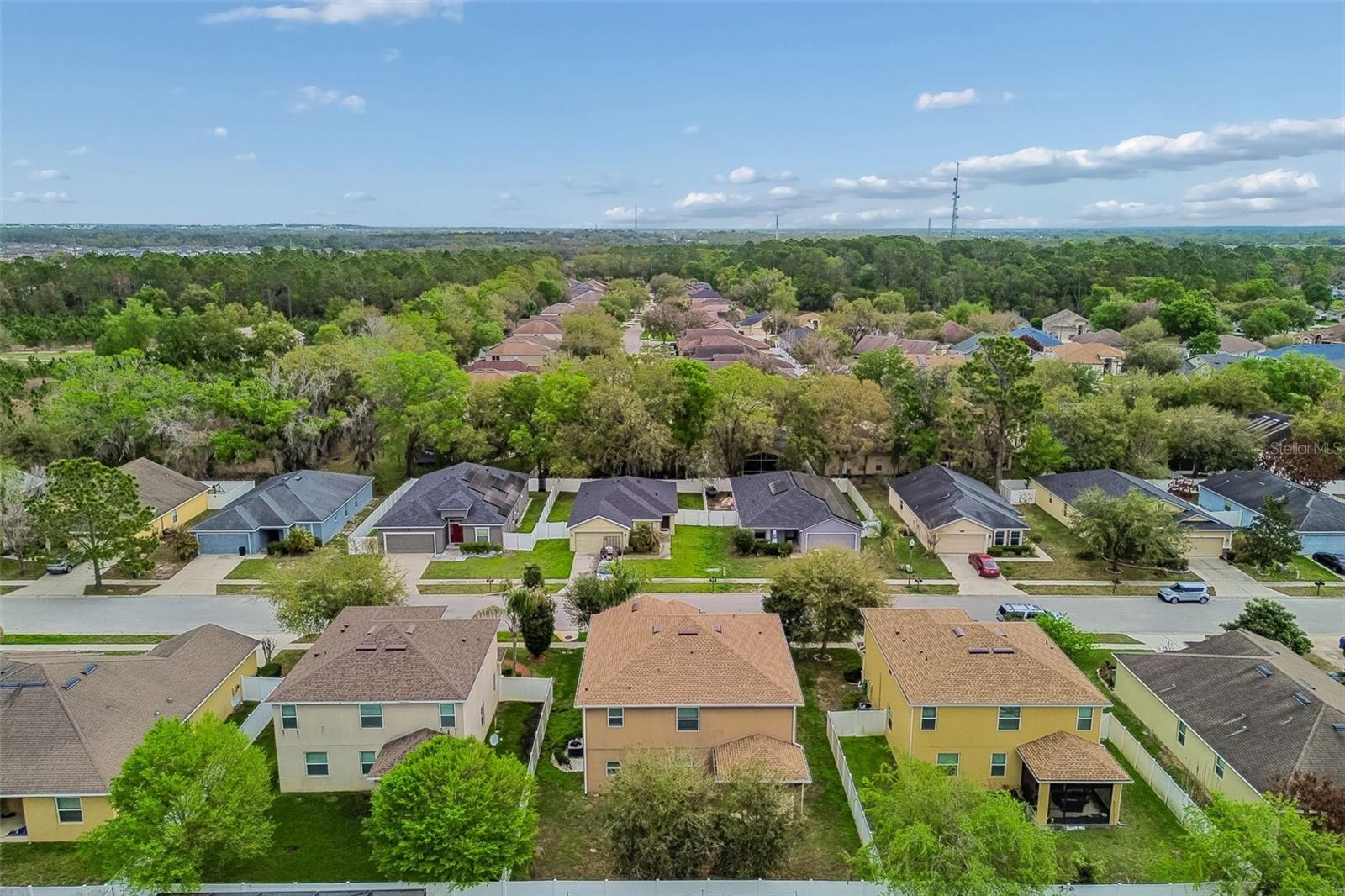 TEN OAKS - Residential