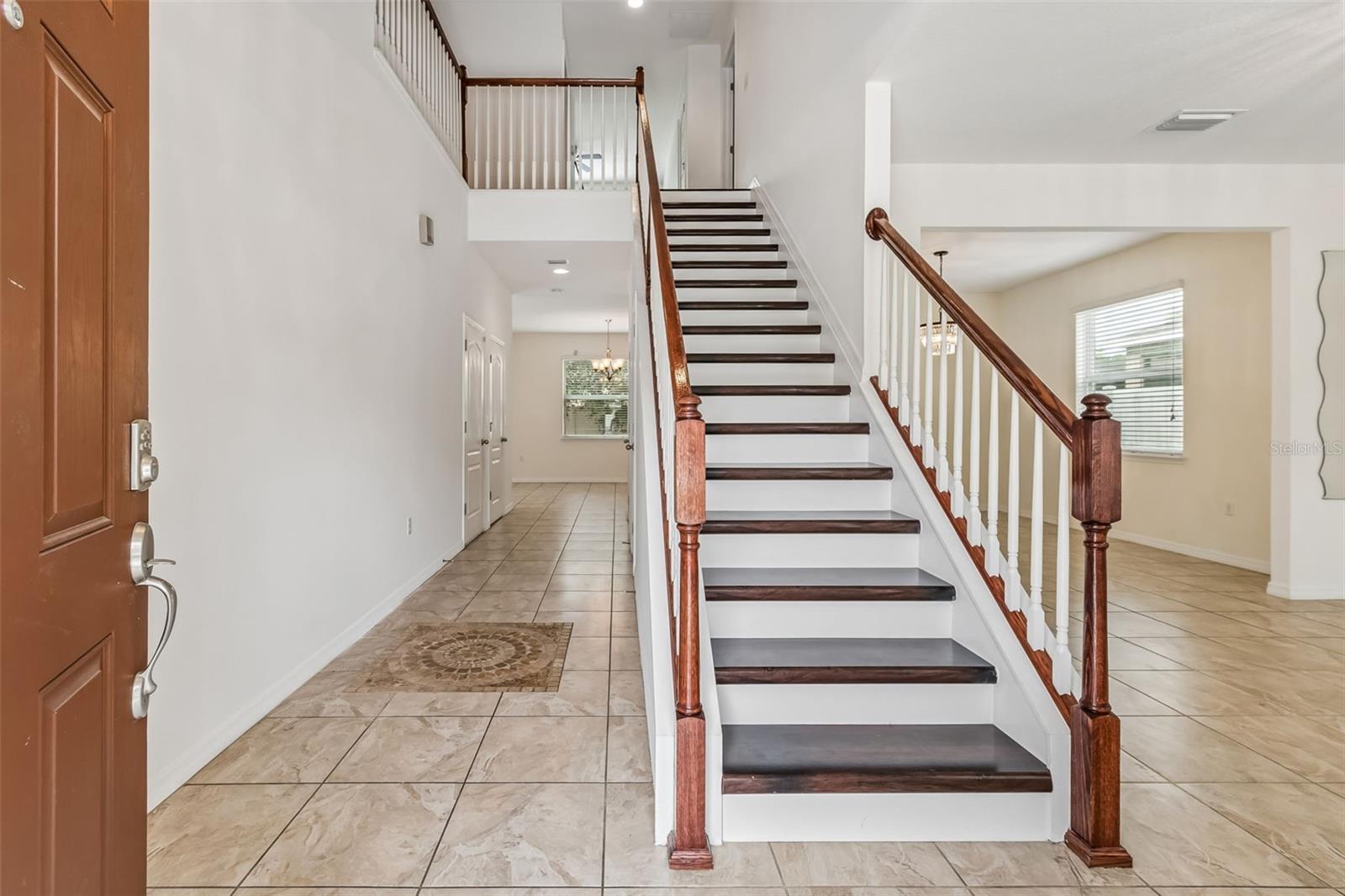 TEN OAKS - Residential