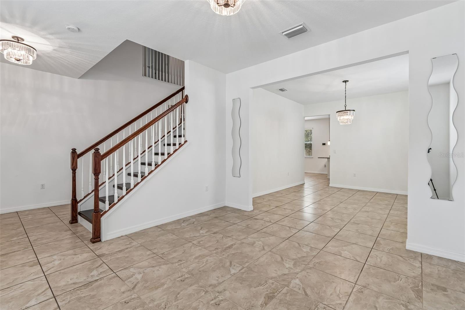 TEN OAKS - Residential