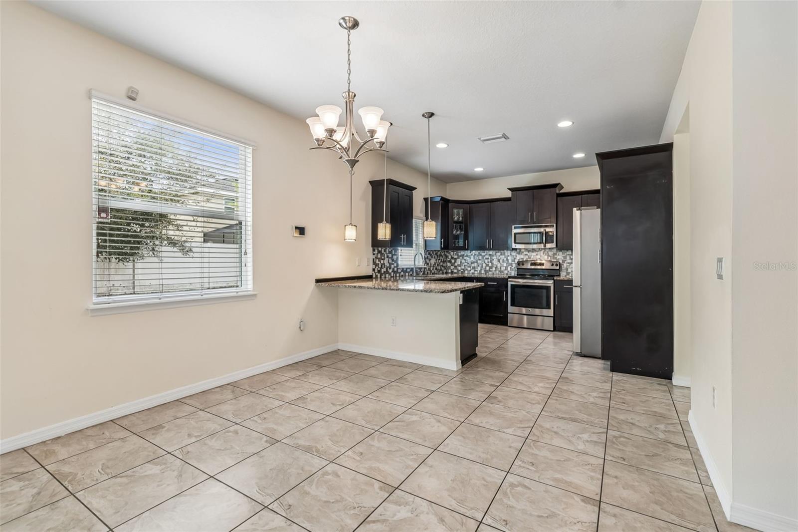 TEN OAKS - Residential