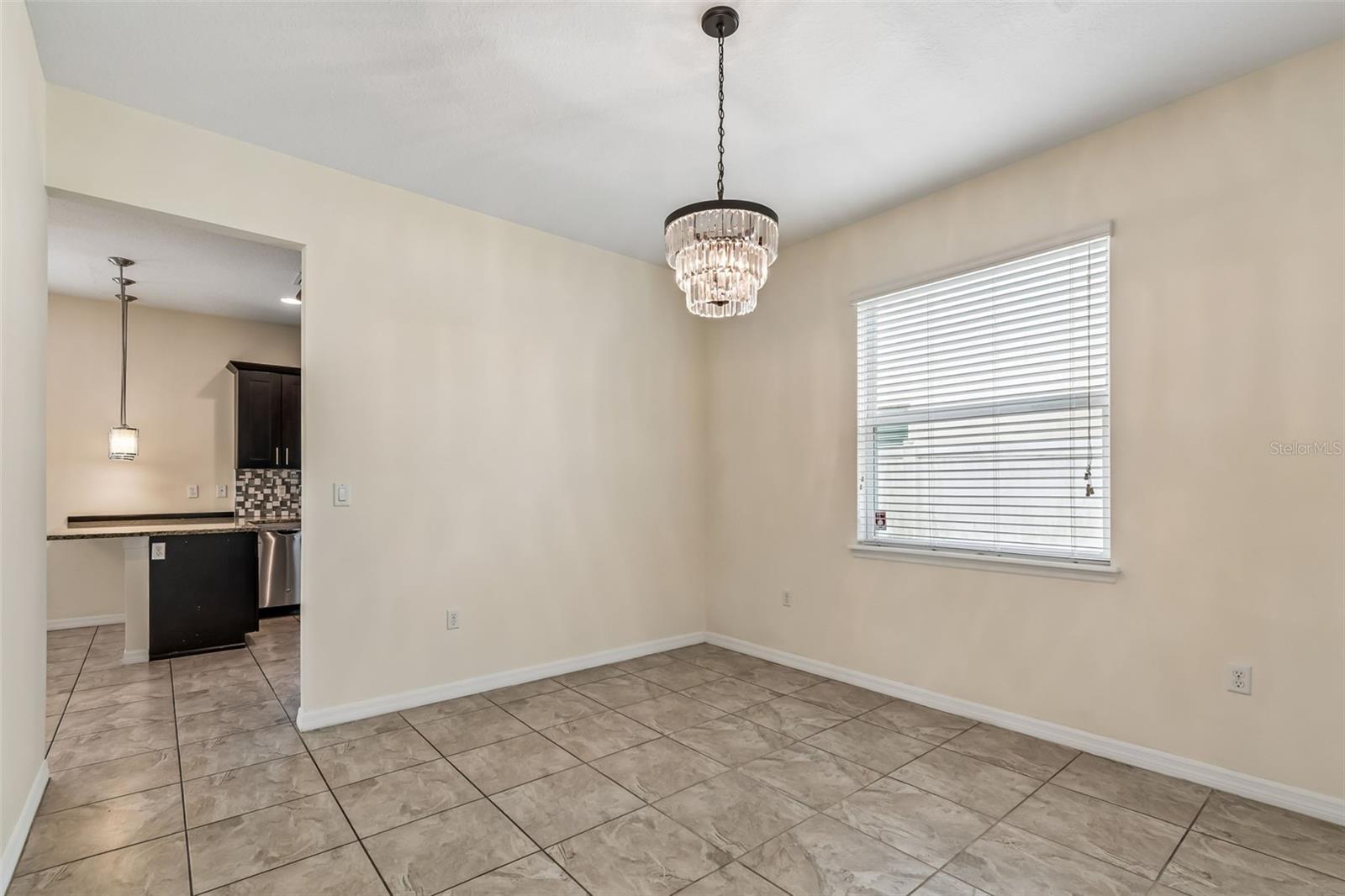 TEN OAKS - Residential