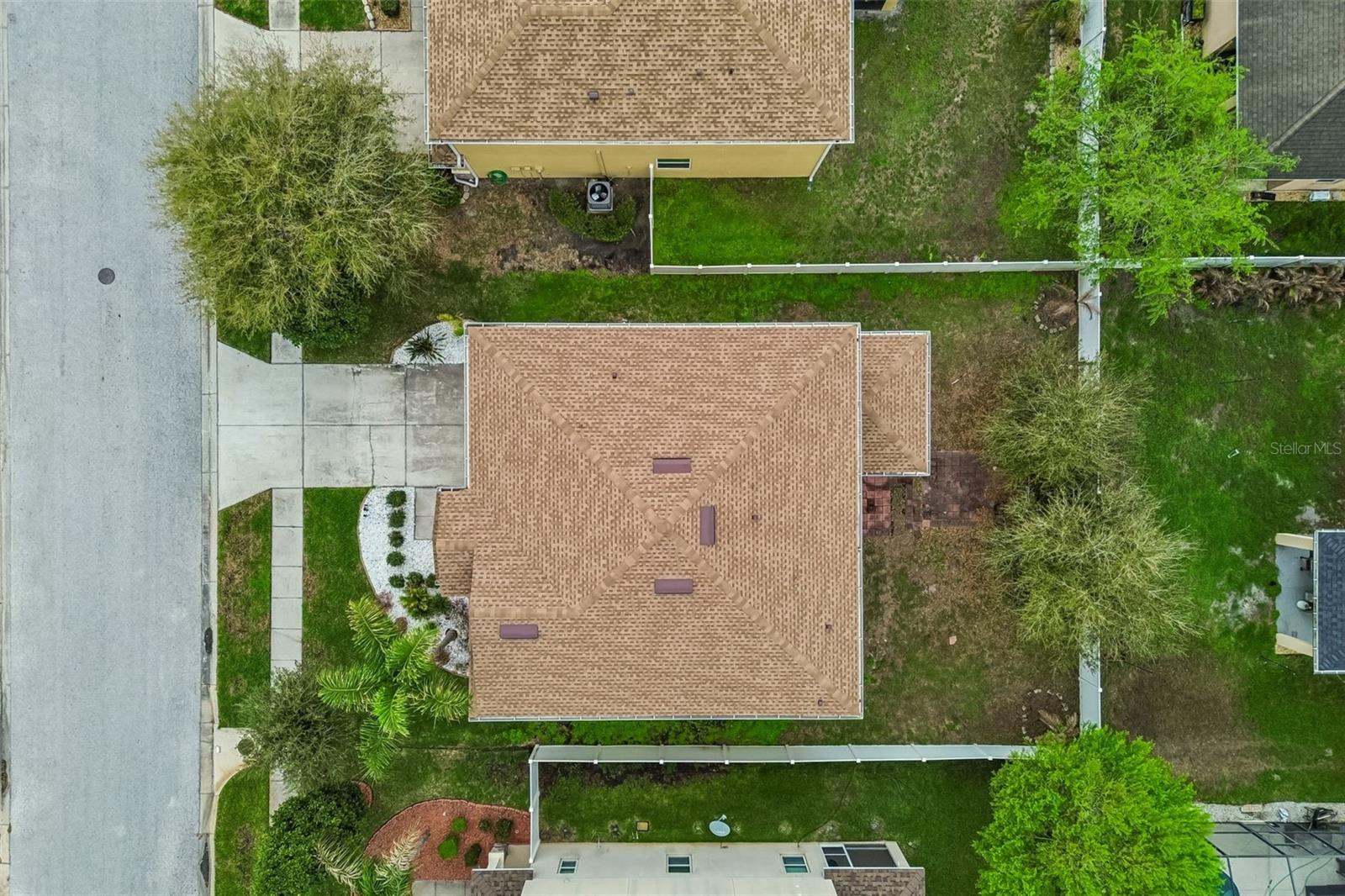 TEN OAKS - Residential