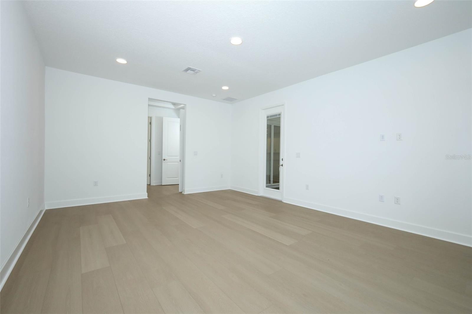 FRANCISCO PARK - Residential