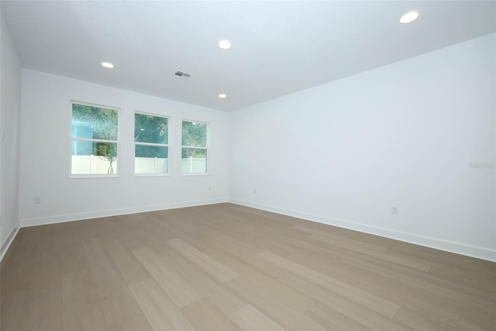 FRANCISCO PARK - Residential