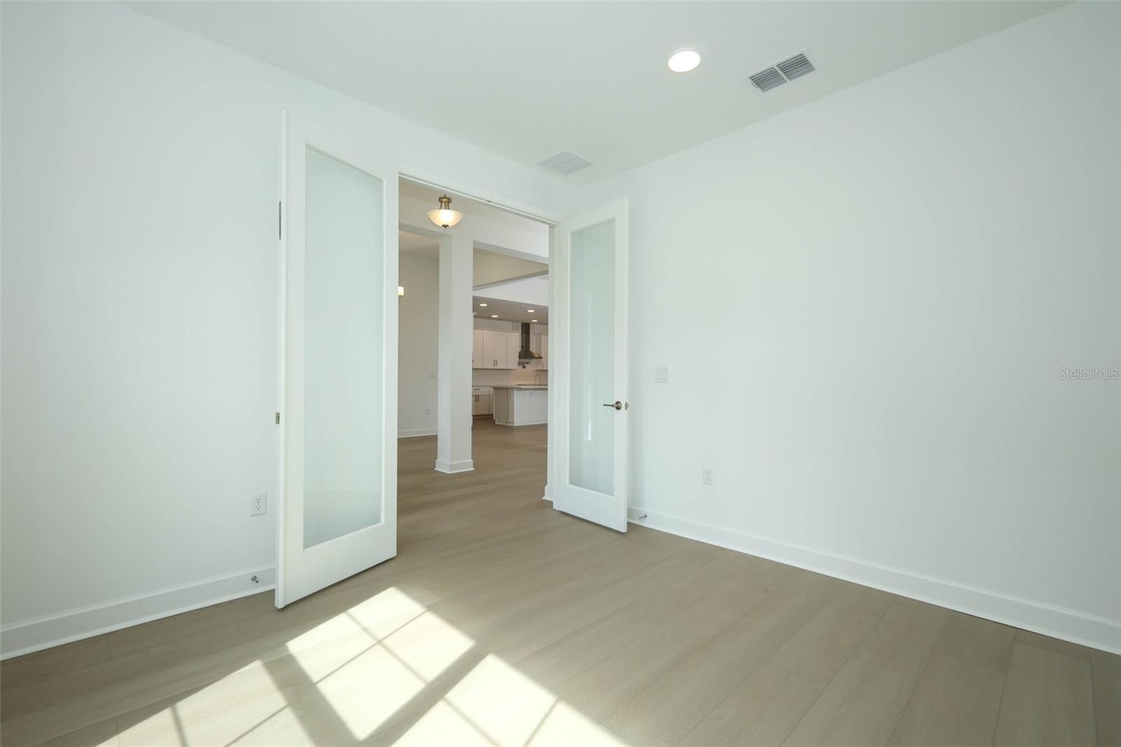 FRANCISCO PARK - Residential