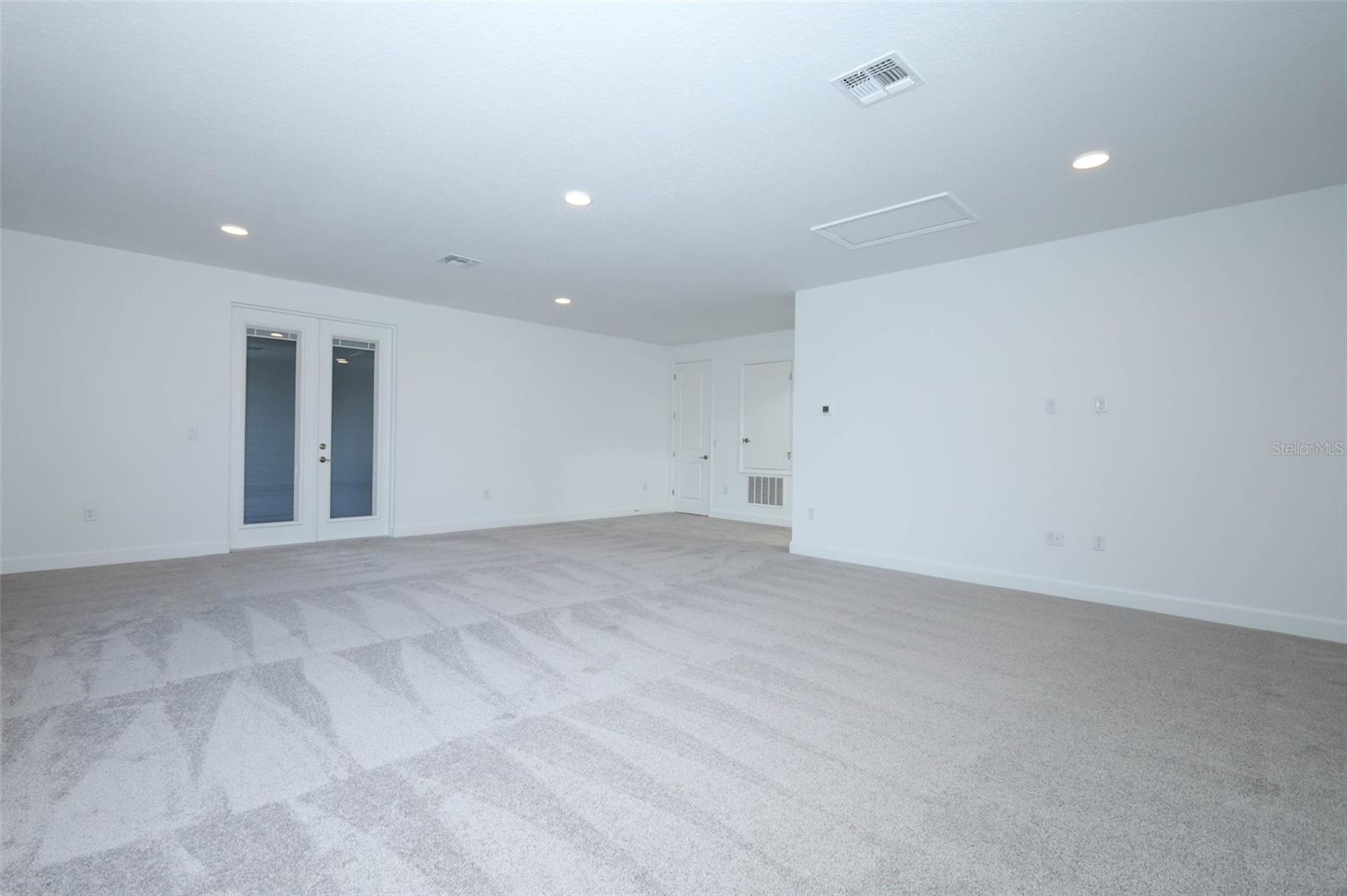 FRANCISCO PARK - Residential