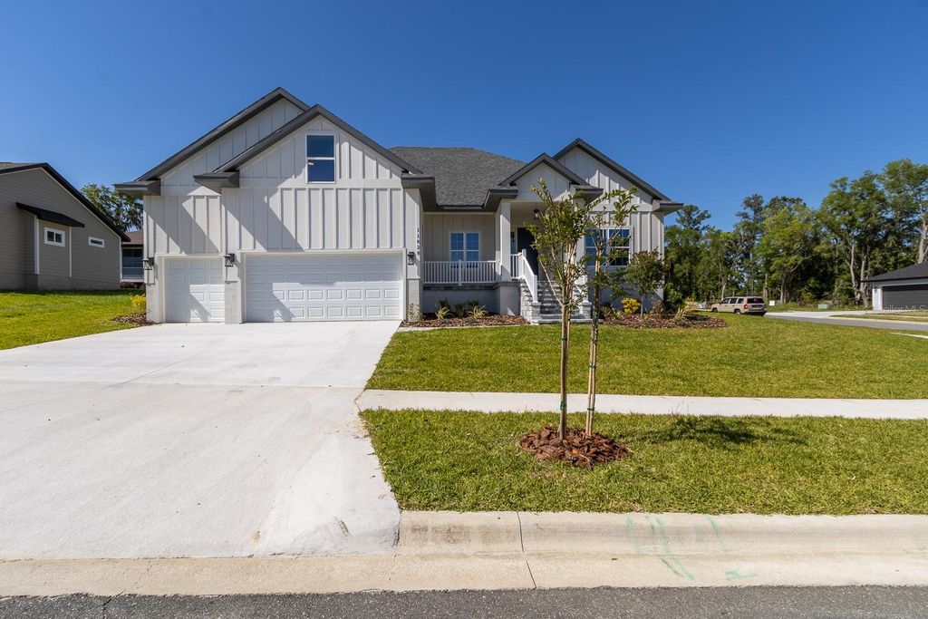 Photo of 11828 NW 15th Road, Gainesville, FL 32606 (MLS # GC527280)