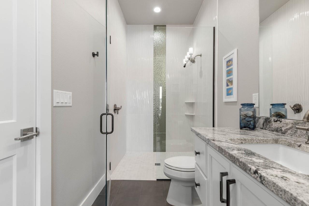 YACHT HARBOR VILLAGE - Residential