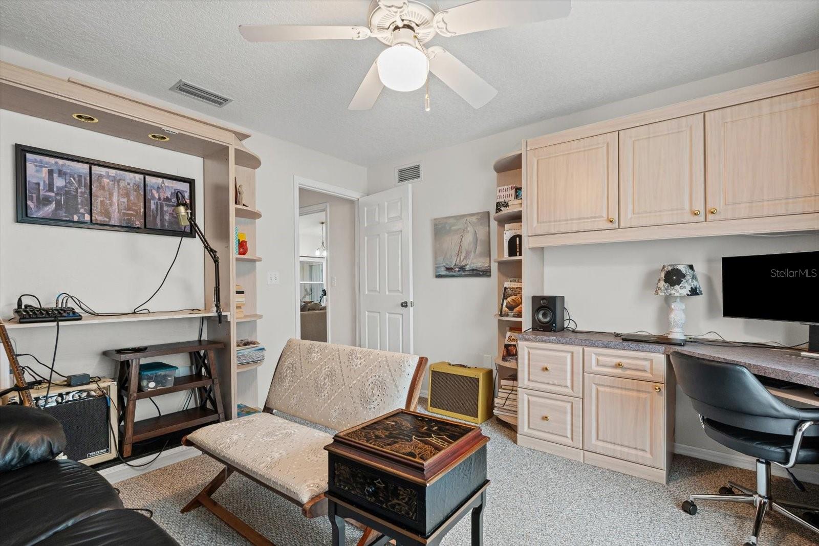 VILLAGE GREEN CLUB ESTATES - Residential