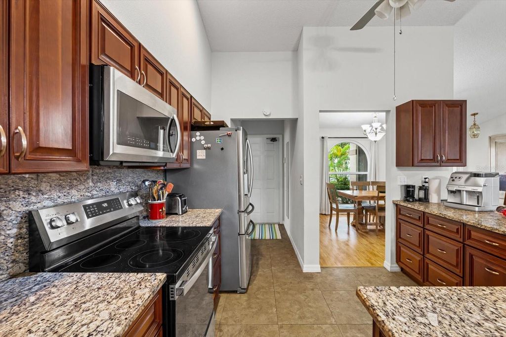 Photo of 3339 Sheffield Circle, Sarasota, FL 34239 (MLS # A4663227)