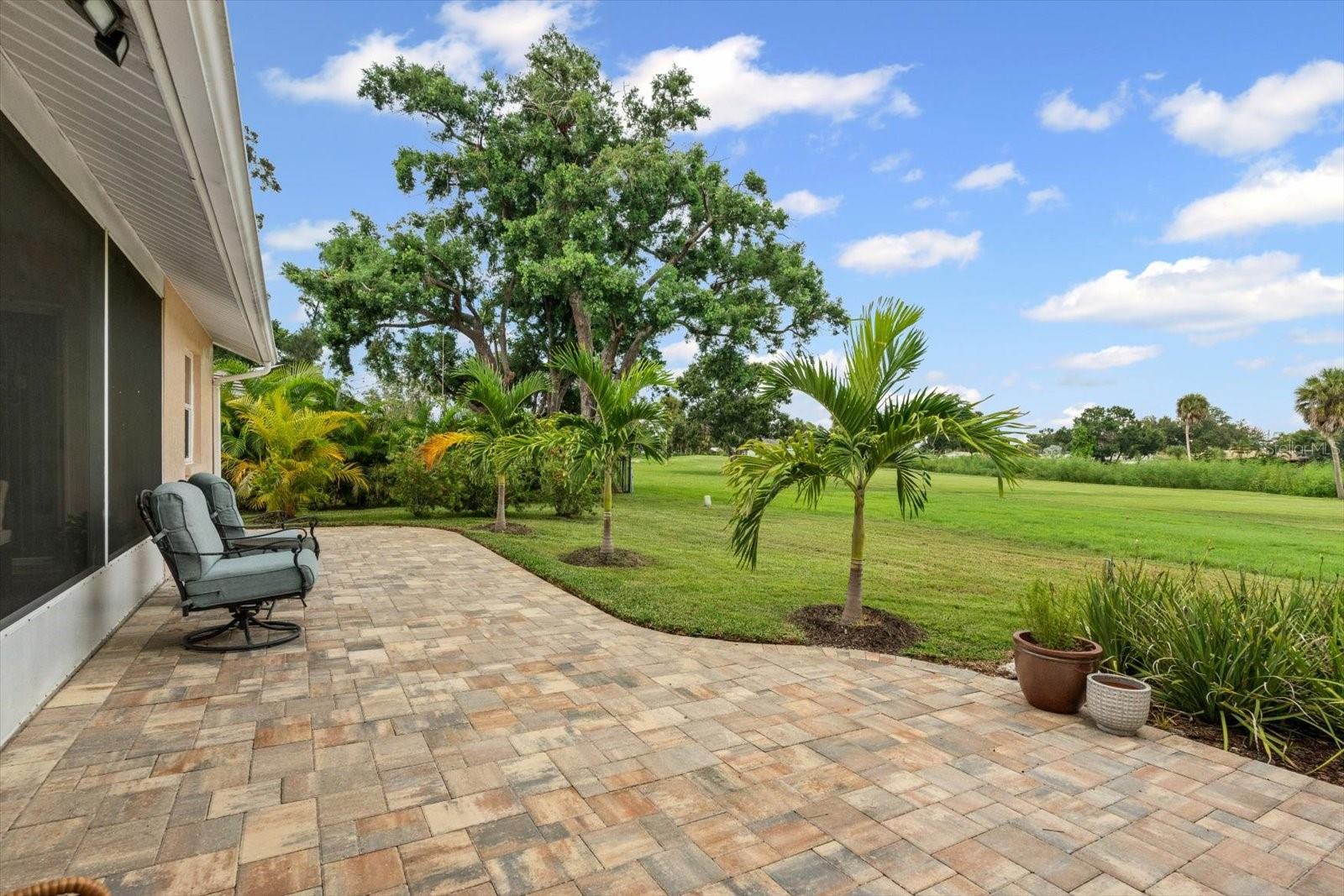 3339 SHEFFIELD CIRCLE