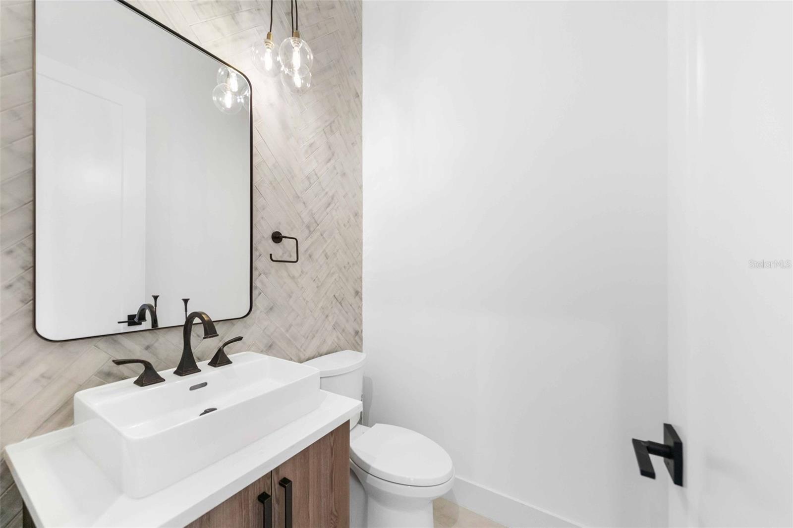 HARBOR ACRES SEC 2 - Residential