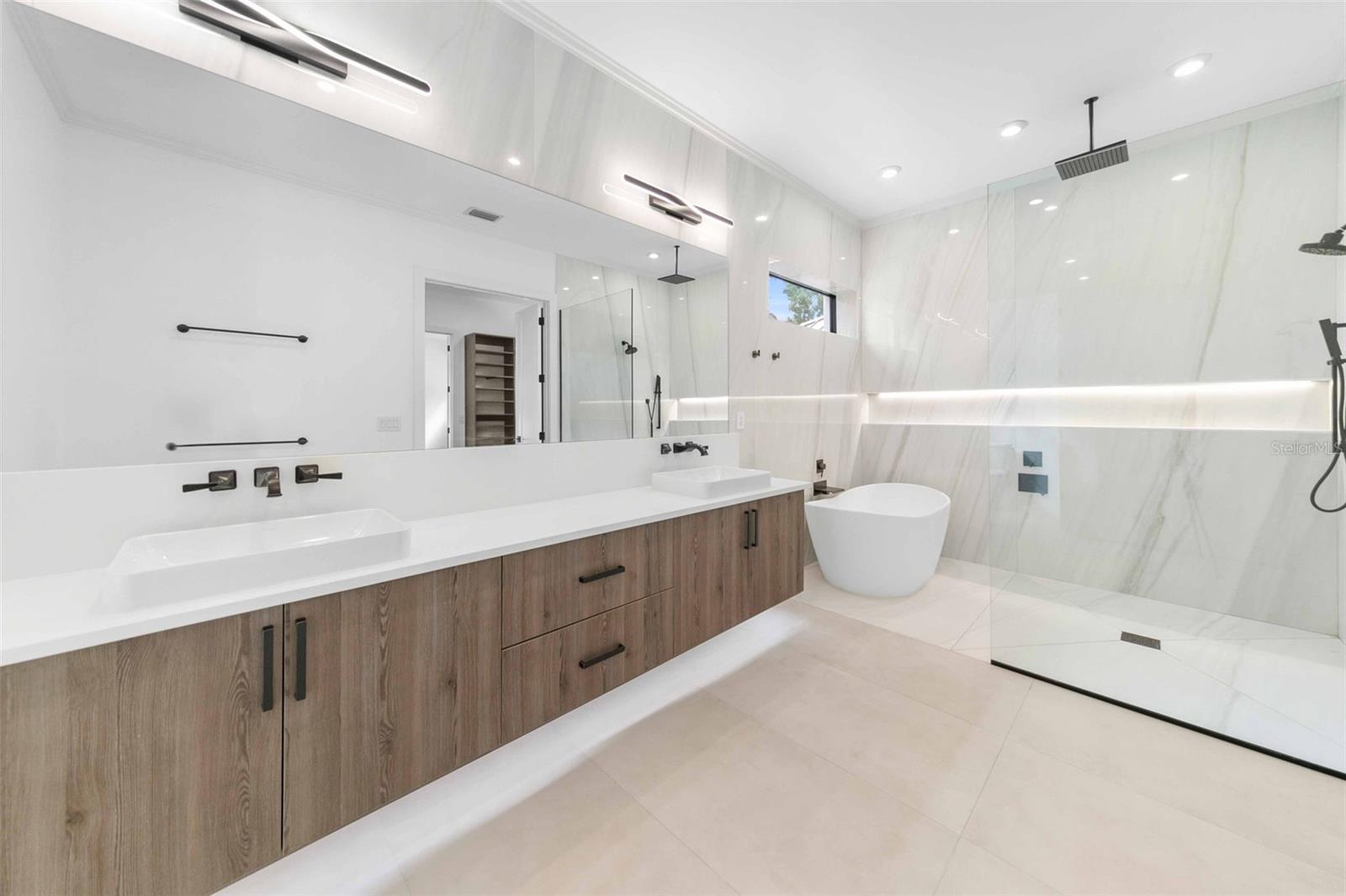 HARBOR ACRES SEC 2 - Residential