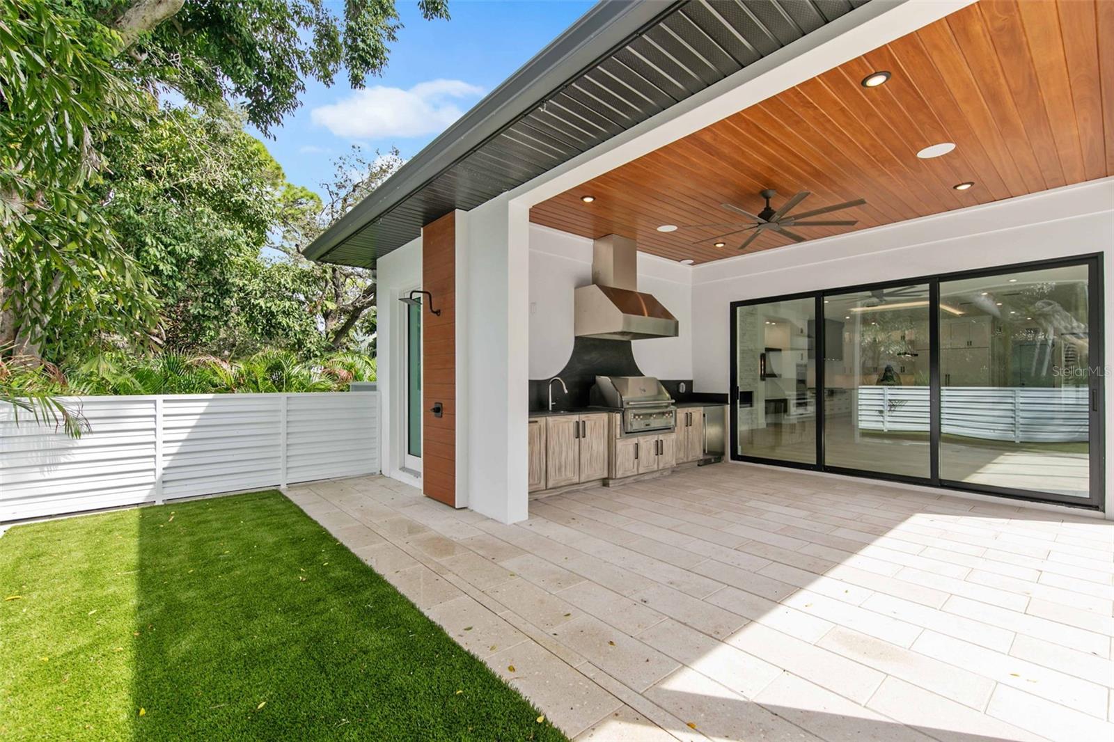 HARBOR ACRES SEC 2 - Residential