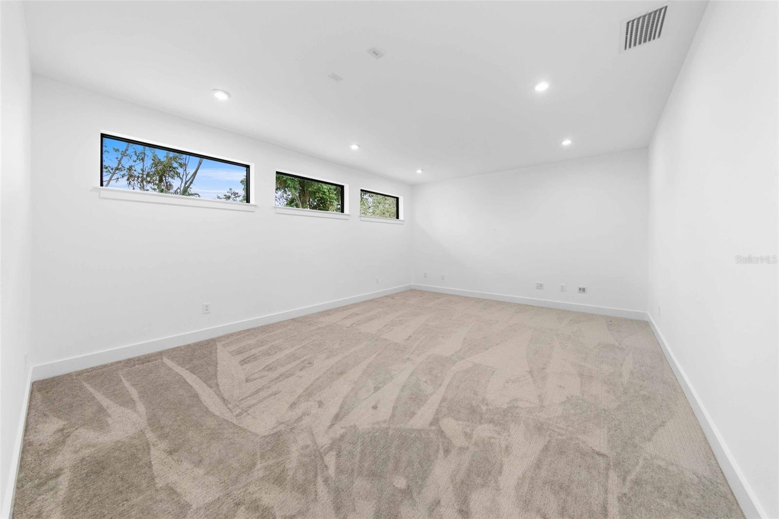 HARBOR ACRES SEC 2 - Residential