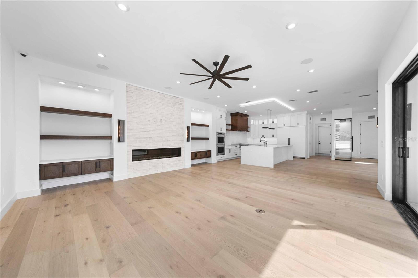 HARBOR ACRES SEC 2 - Residential