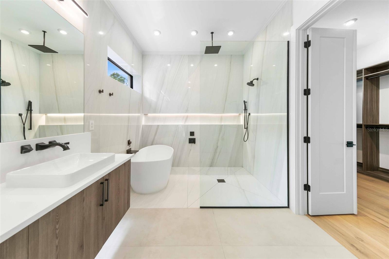 HARBOR ACRES SEC 2 - Residential