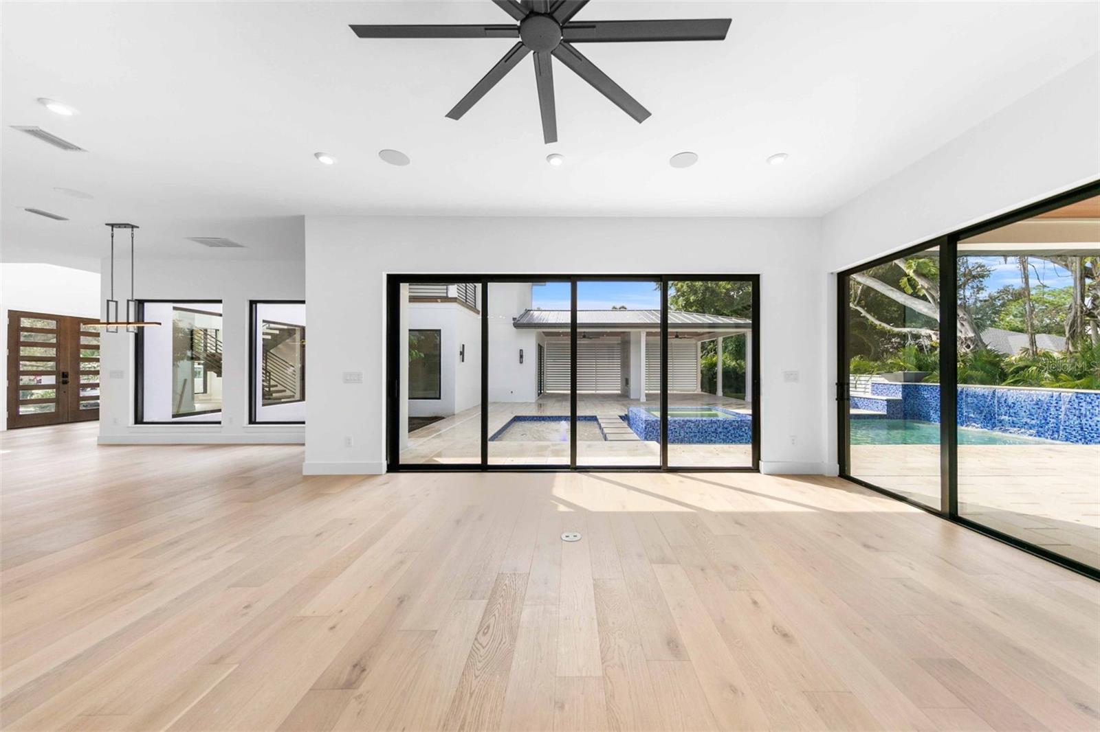 HARBOR ACRES SEC 2 - Residential