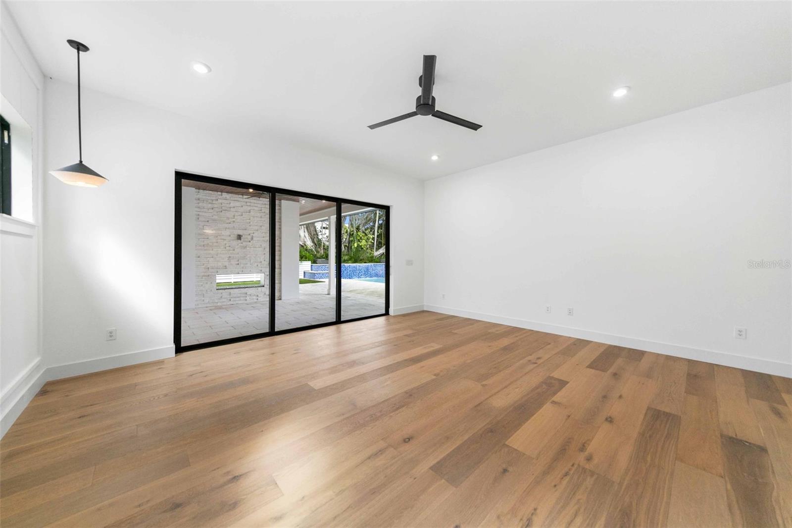 HARBOR ACRES SEC 2 - Residential