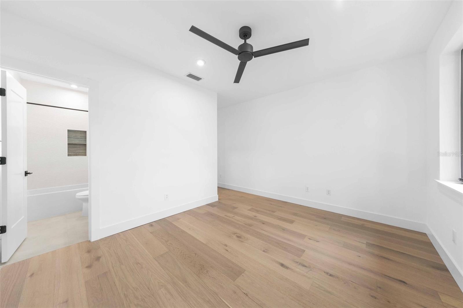 HARBOR ACRES SEC 2 - Residential