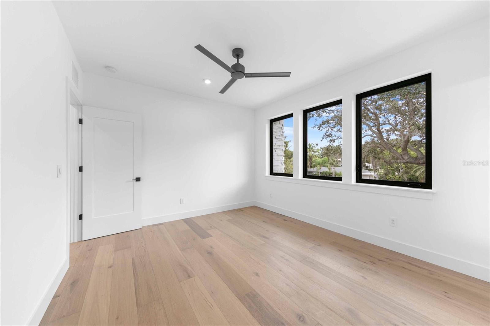 HARBOR ACRES SEC 2 - Residential