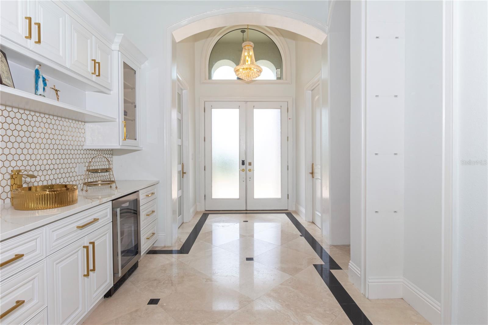 ISLAND ESTATES OF CLEARWATER - Residential Lease