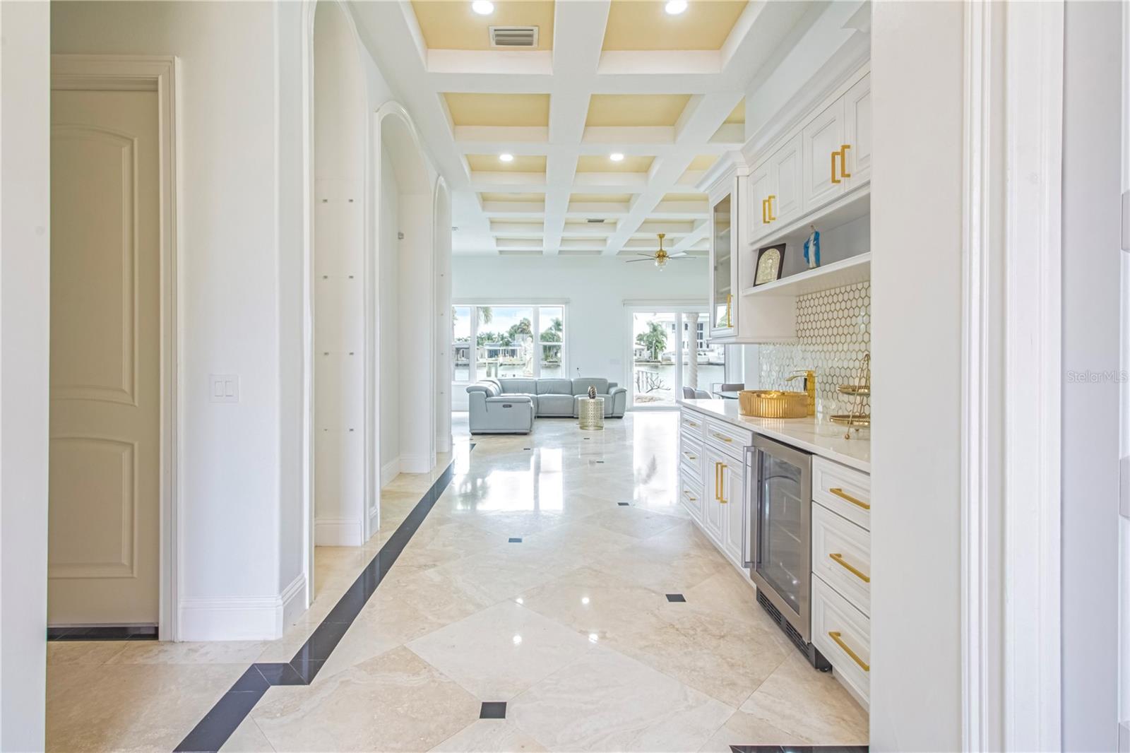 ISLAND ESTATES OF CLEARWATER - Residential Lease