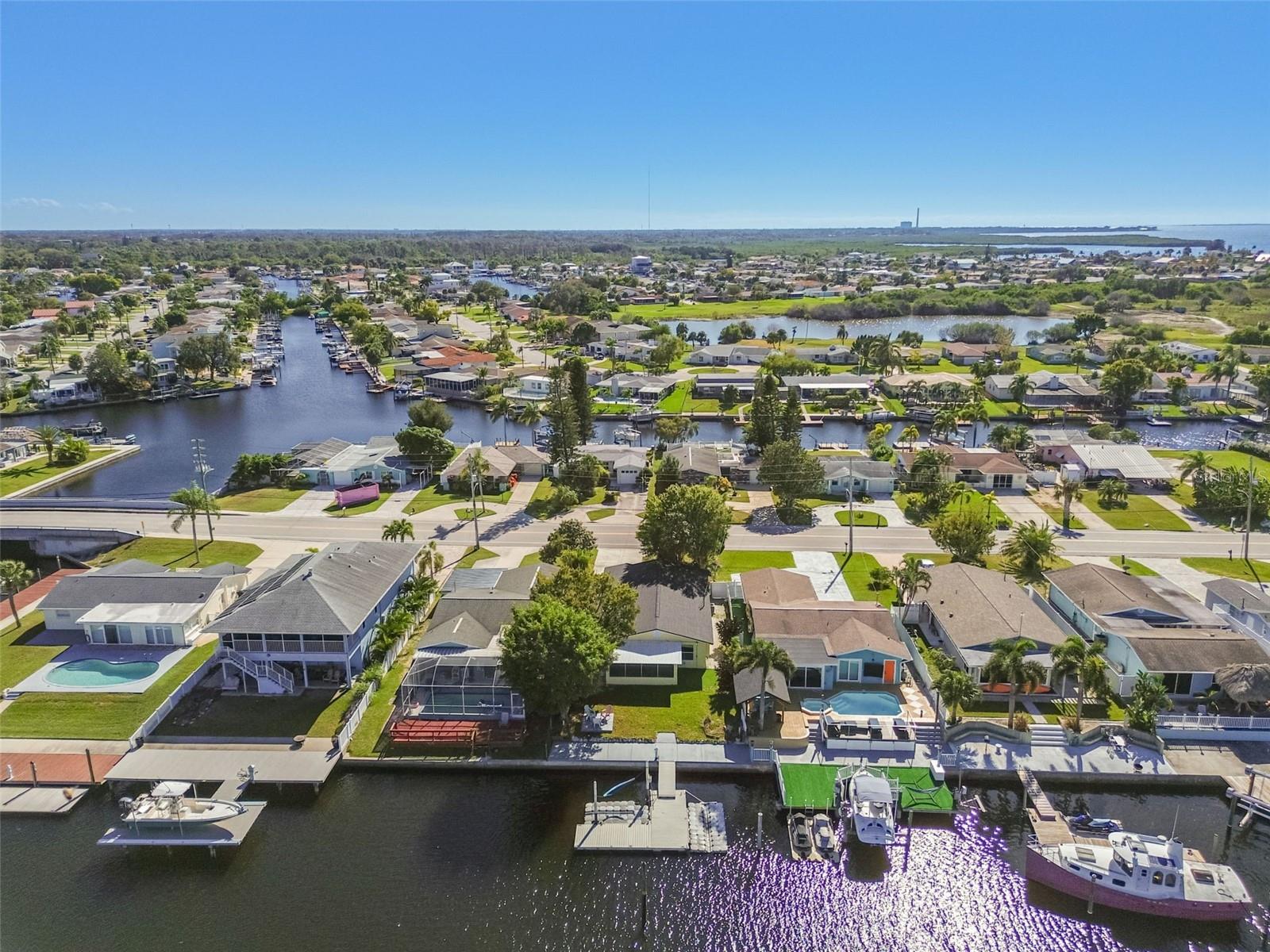 FLOR A MAR - Residential