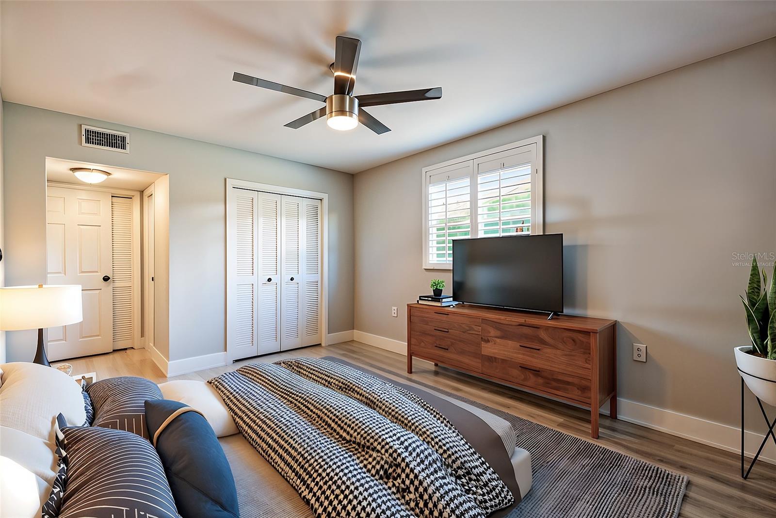 FLOR A MAR - Residential