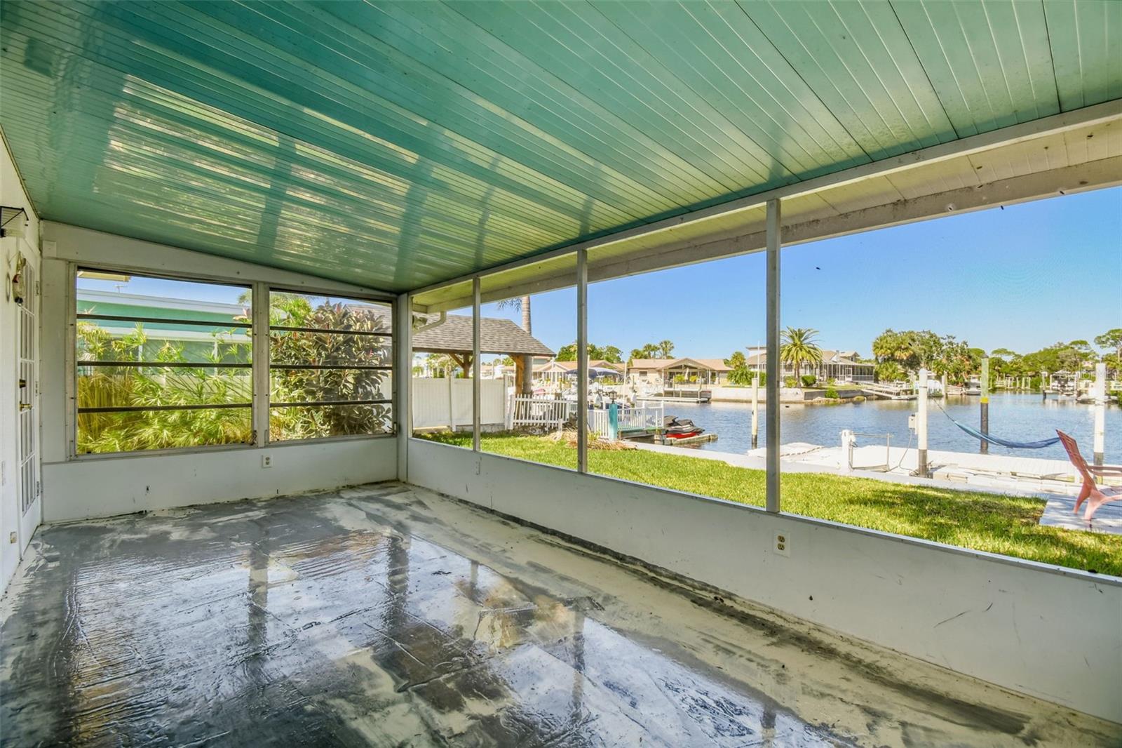 FLOR A MAR - Residential