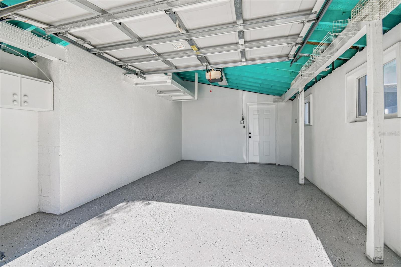 FLOR A MAR - Residential