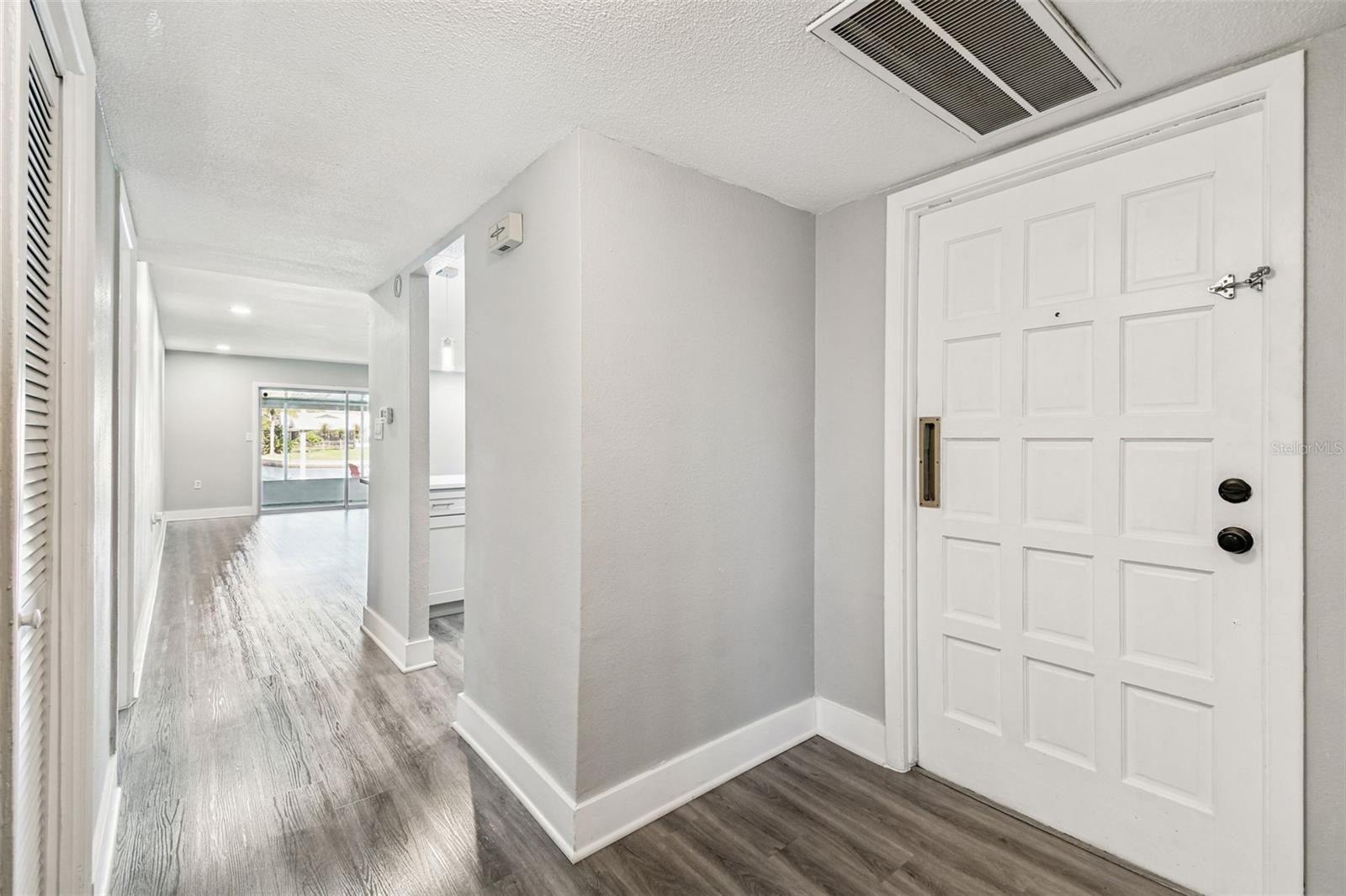 FLOR A MAR - Residential