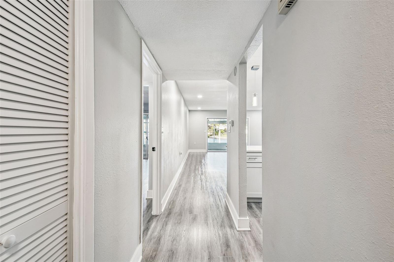 FLOR A MAR - Residential