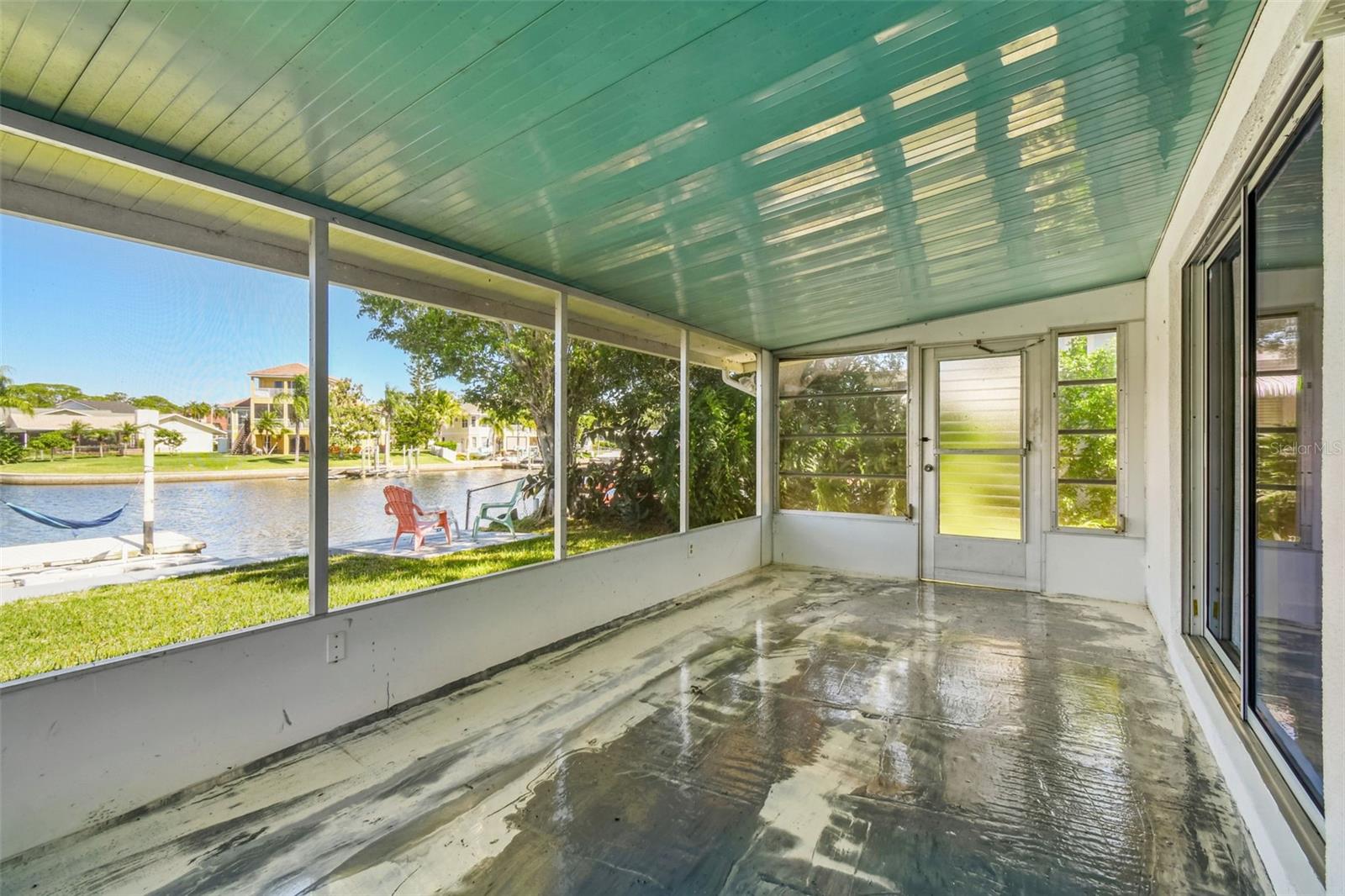 FLOR A MAR - Residential