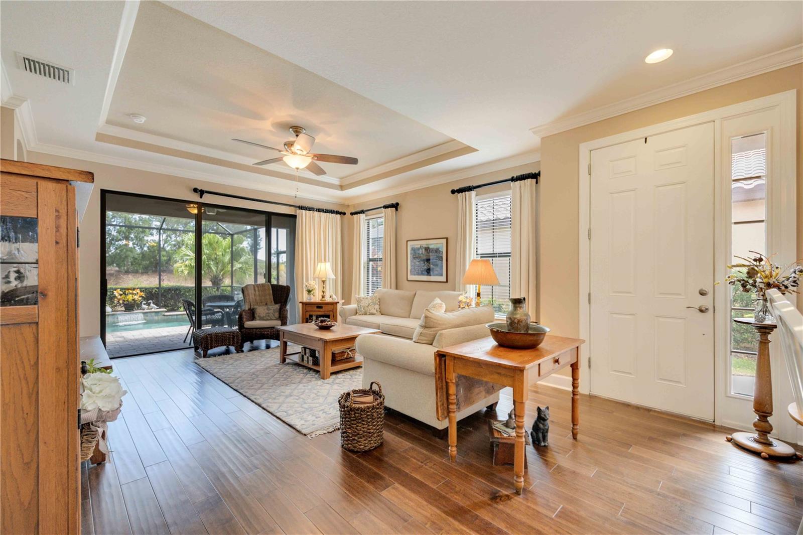 ESPLANADE PH I - Residential