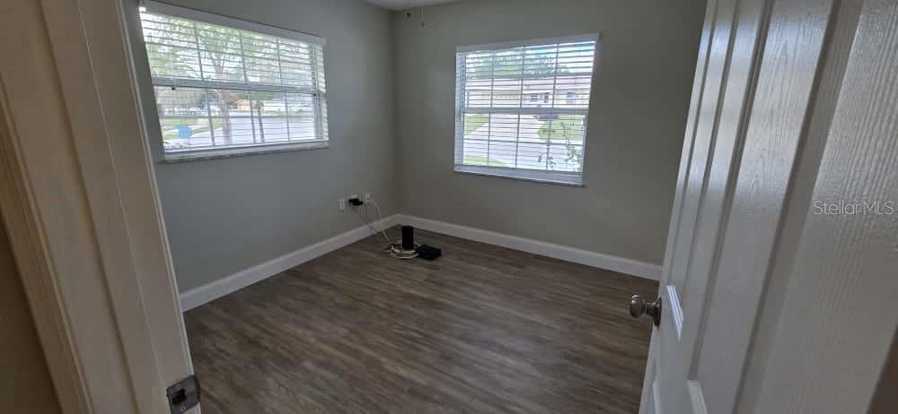 STERLING PARK UNIT 01 - Residential Lease