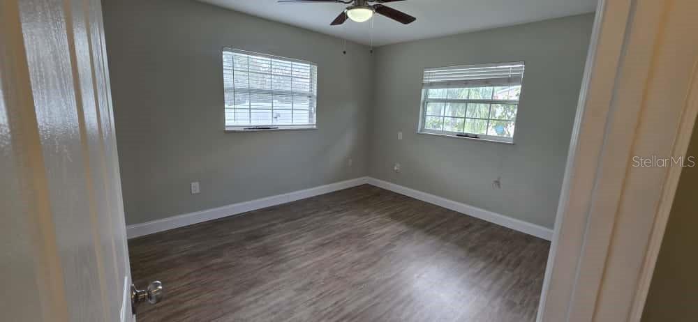 STERLING PARK UNIT 01 - Residential Lease