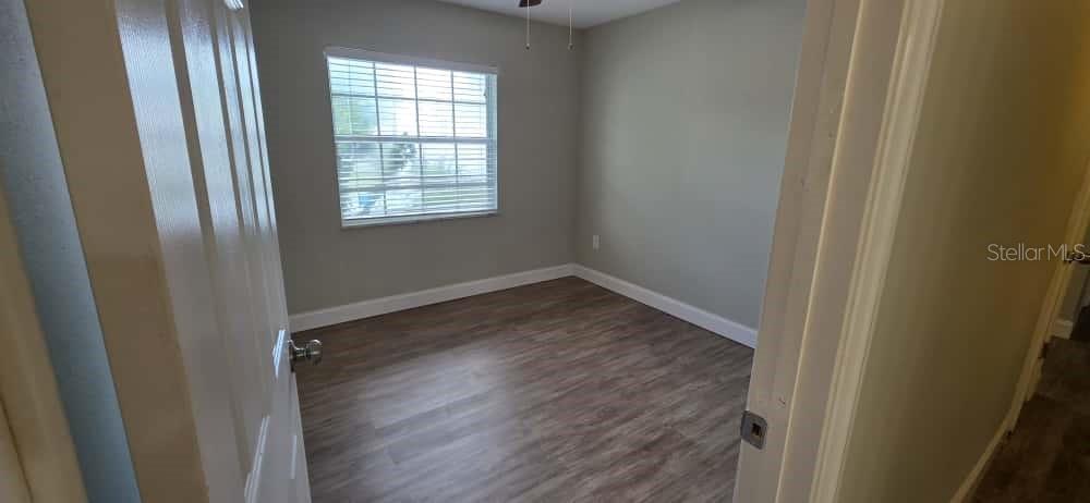 STERLING PARK UNIT 01 - Residential Lease