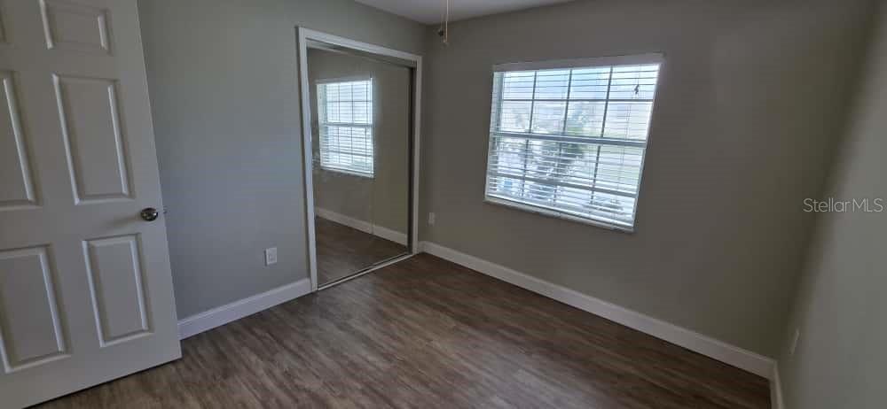 STERLING PARK UNIT 01 - Residential Lease